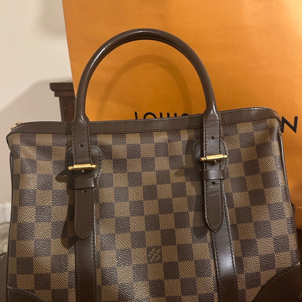 Louis Vuitton Berkeley - Picture 5 of 16